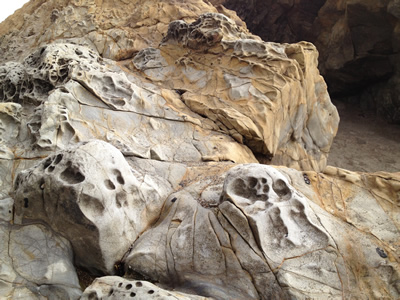 Peculiar rock formation that looks like skulls