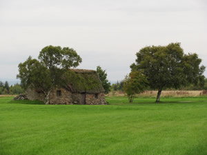 Thatched Cottage at the edge of Culloden Moor