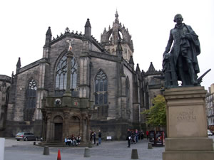 St Giles Cathedral with Mercat Cross and statue of Adam Smith