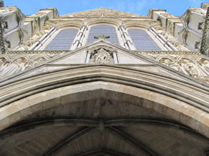 Salisbury Cathedral - Looking up from West Door